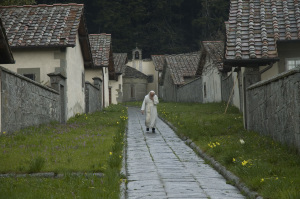 Fondata nel 1012 da San Romualdo è la casa madre dell'ordine dei Camaldolesi. Costituita dall'Eremo immerso nella foresta e separato dal Monastero.